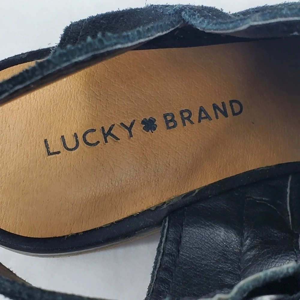 Lucky Brand black diamond cut out open toe suede sandals 9